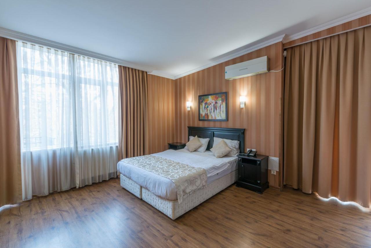Garden View Otel Tiflis Dış mekan fotoğraf