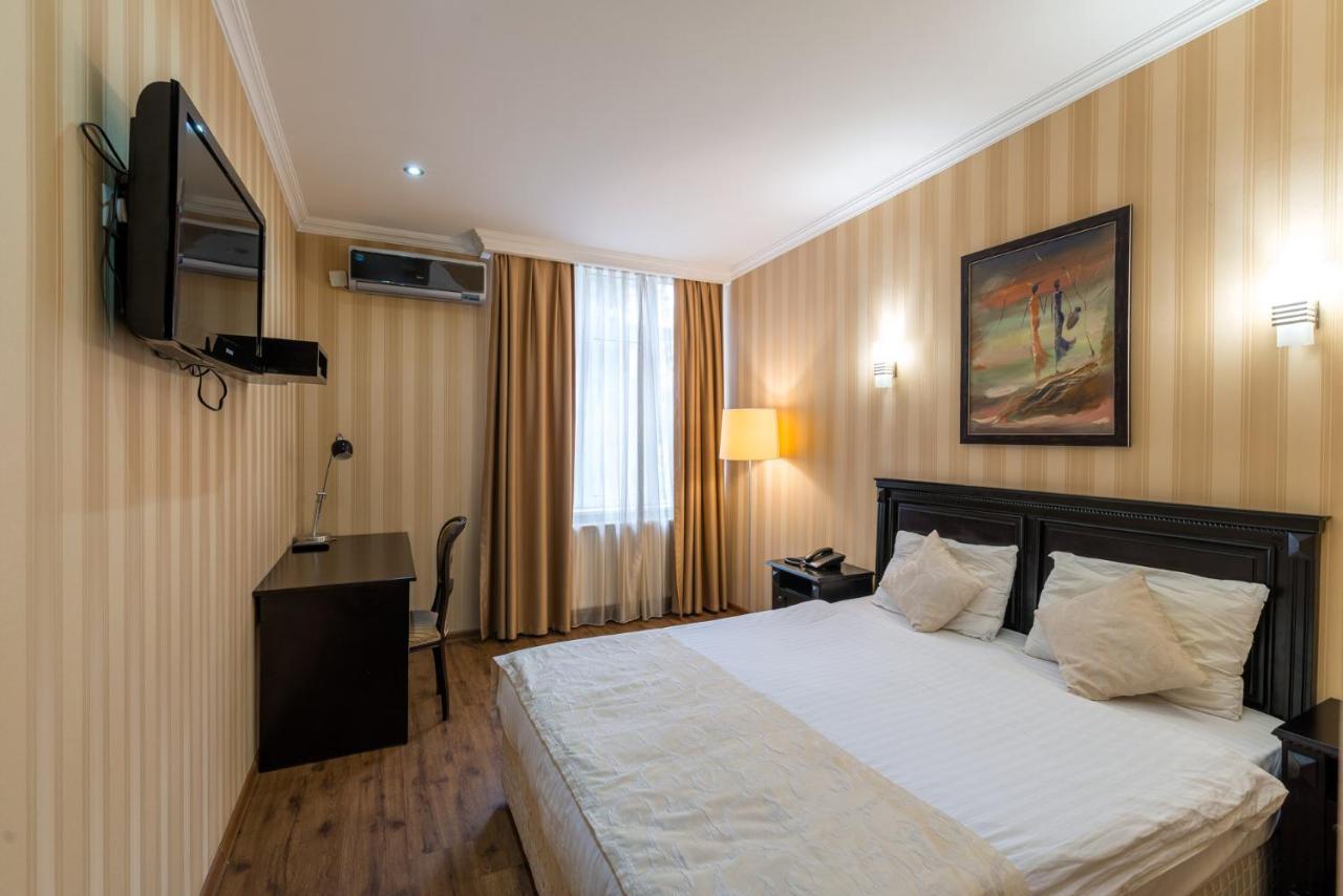 Garden View Otel Tiflis Dış mekan fotoğraf