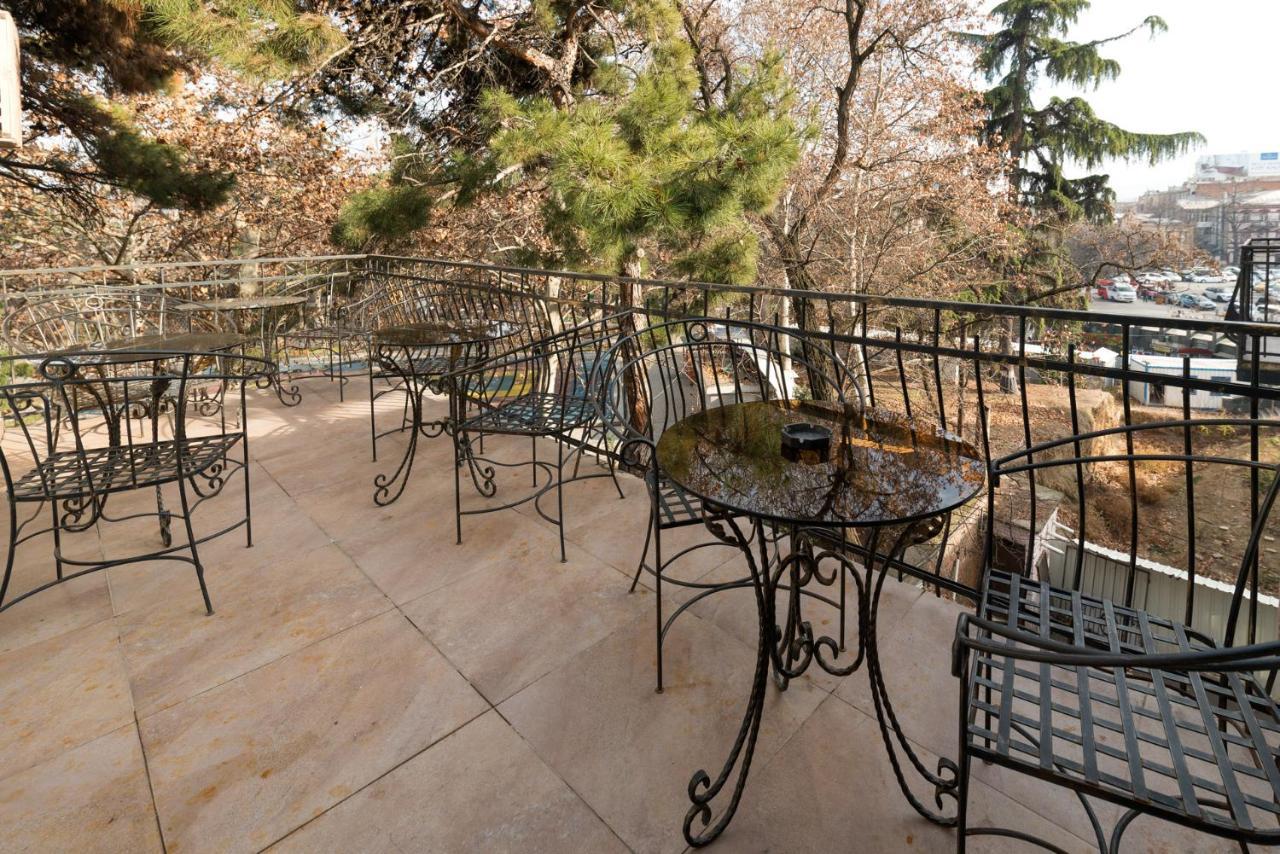 Garden View Otel Tiflis Dış mekan fotoğraf