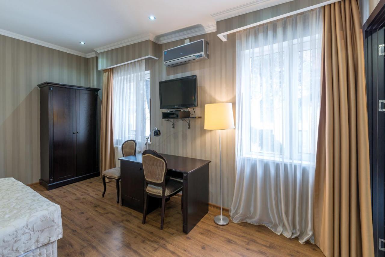 Garden View Otel Tiflis Dış mekan fotoğraf